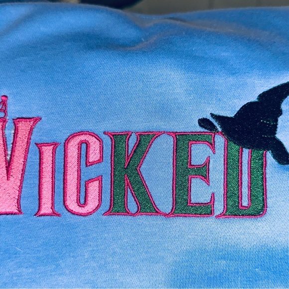 Wicked Graphic hoodie - Picture 3 of 3